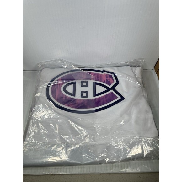 Size M Fanatics Montreal Canadiens Hockey Fights Cancer Jersey 2024 NHL NEW - Picture 4 of 4